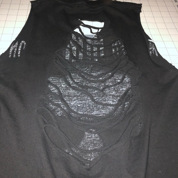 Marilyn Manson (band). Women’s Distressed Shirt. Size small. Black color. - Picture 7 of 10